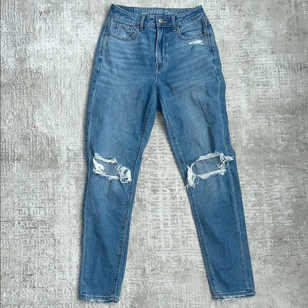 American Eagle Outfitters High Rise Blue Jeans with Distressed Details